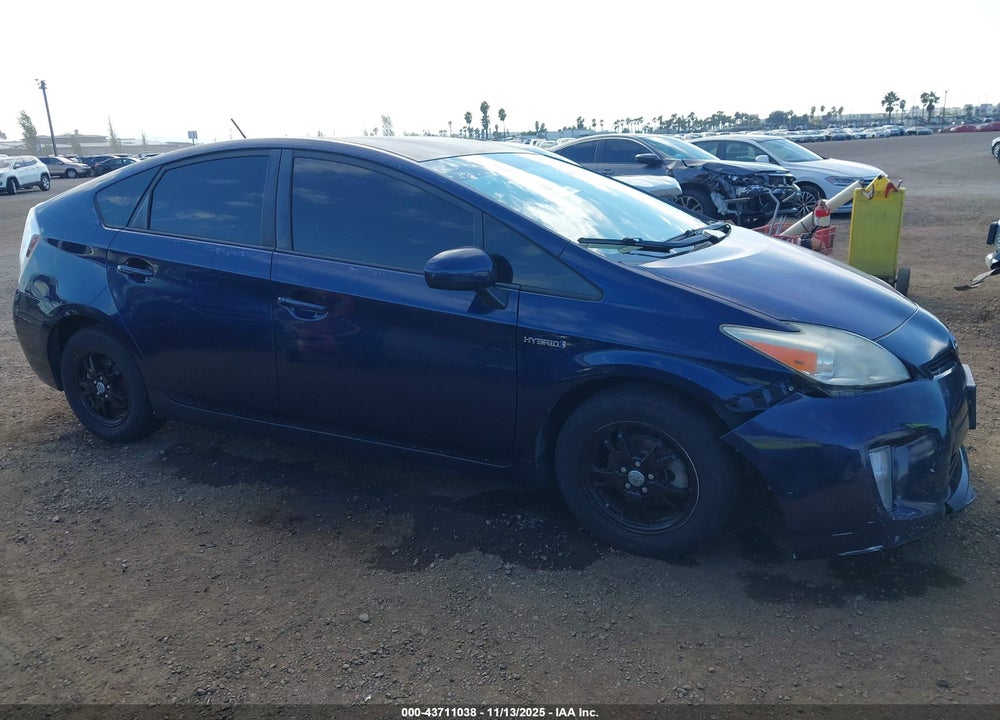 2014 TOYOTA PRIUS TWO VIN: JTDKN3DU9E1835136