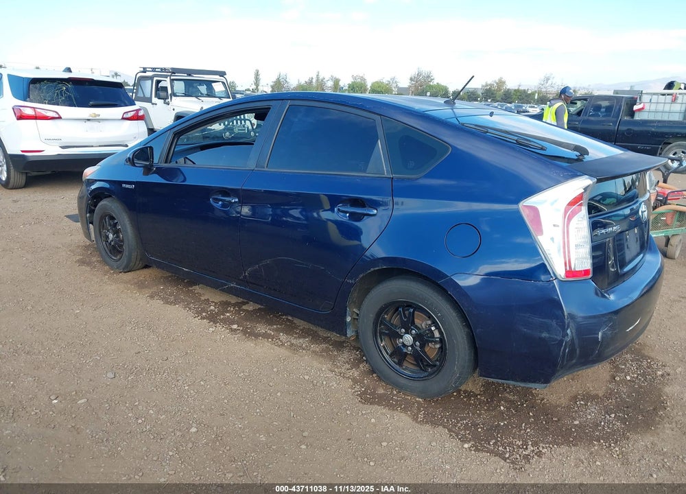 2014 TOYOTA PRIUS TWO VIN: JTDKN3DU9E1835136