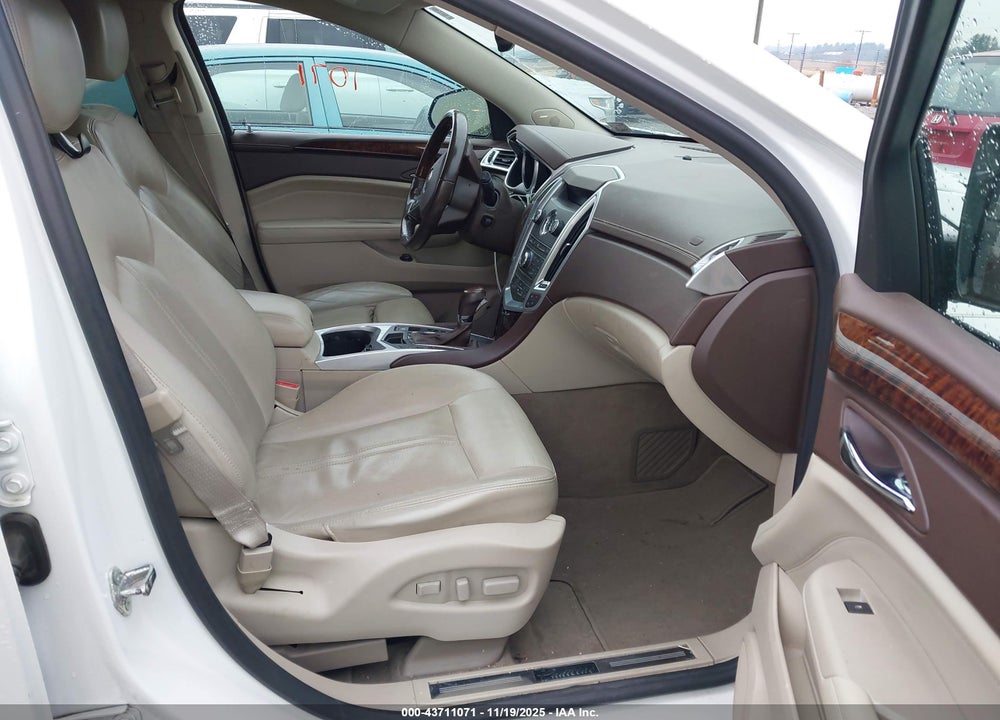 2011 CADILLAC SRX VIN: 3GYFNFEY9BS618081