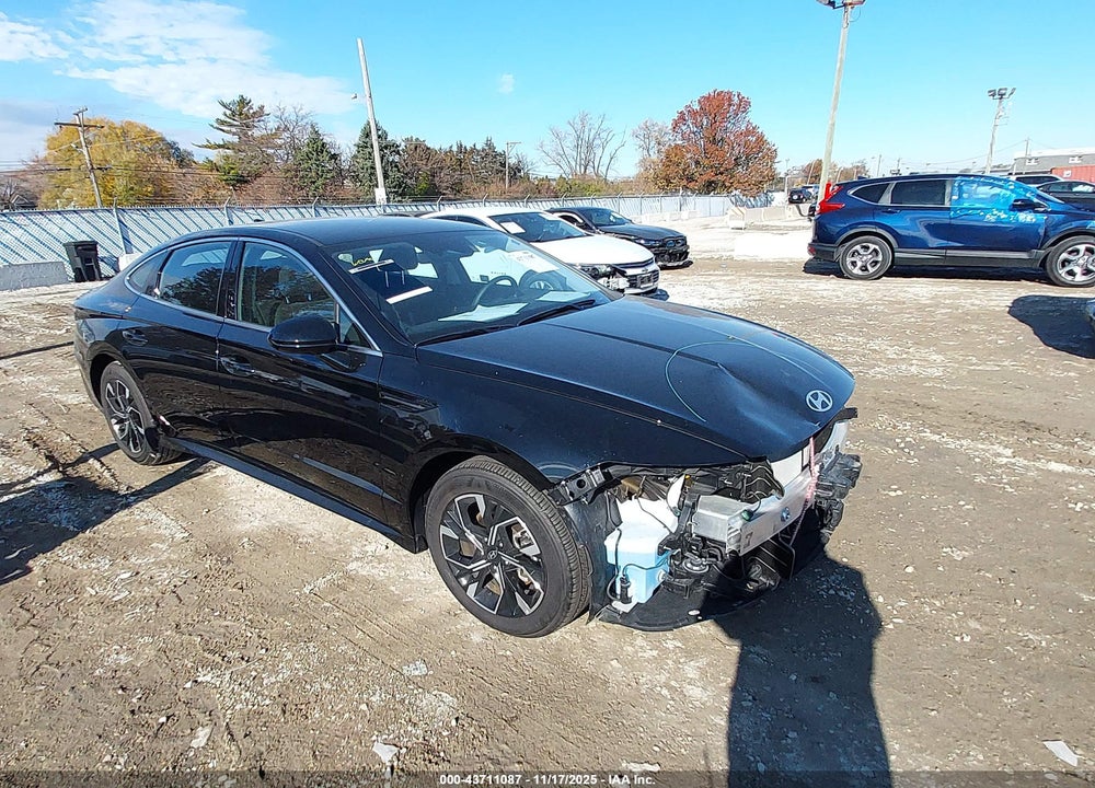 2025 HYUNDAI SONATA SEL VIN: KMHL64JA1SA500588