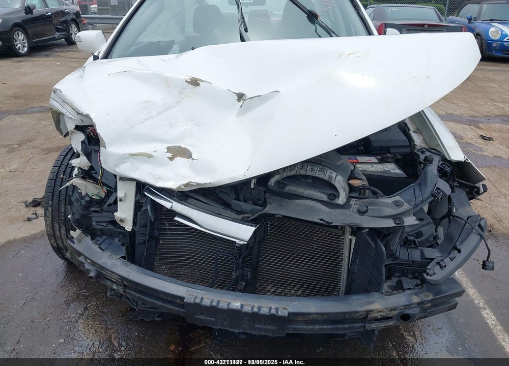 2009 KIA OPTIMA LX VIN: KNAGE228995293652