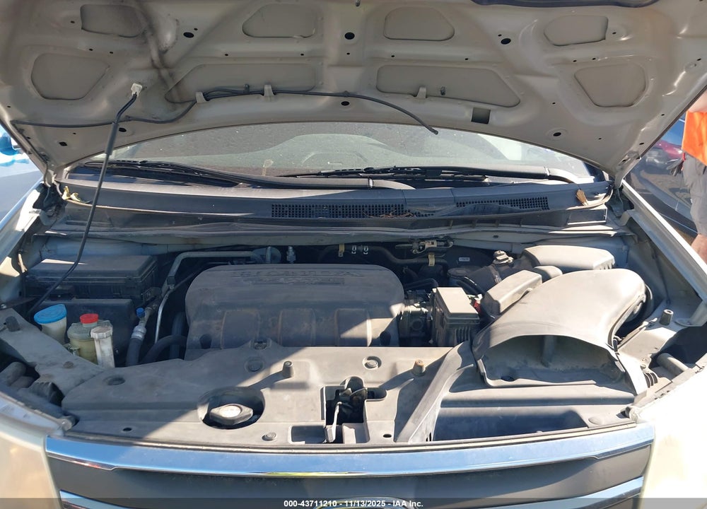 2011 HONDA ODYSSEY LX VIN: 5FNRL5H21BB076770