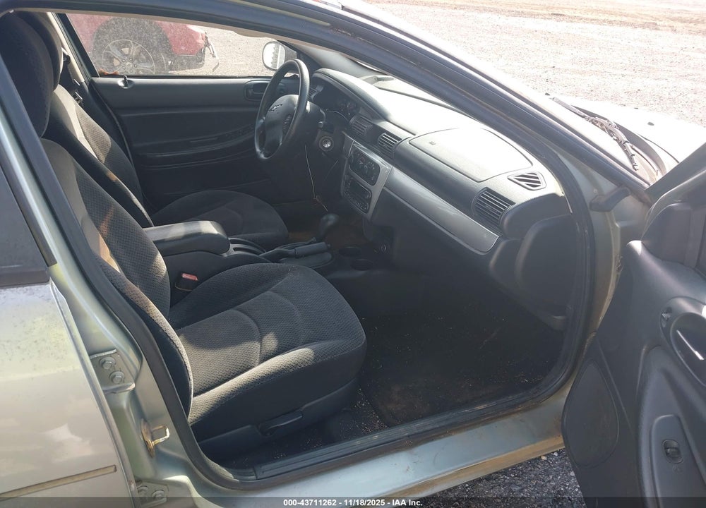 2006 CHRYSLER SEBRING VIN: 1C3EL56R56N210805