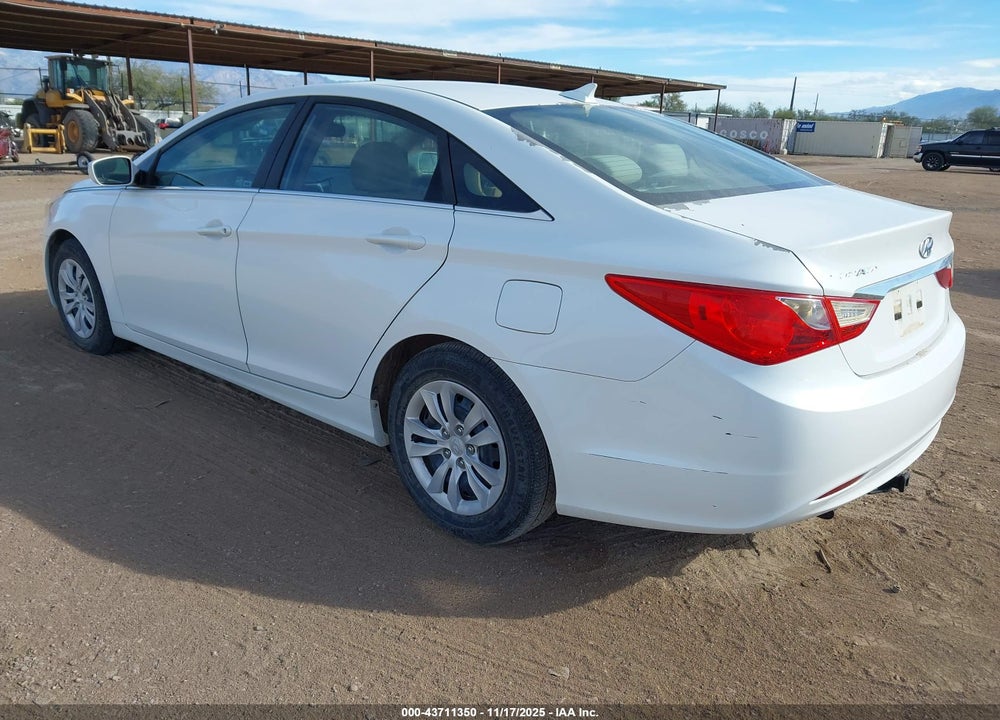 2011 HYUNDAI SONATA GLS VIN: 5NPEB4AC1BH187156