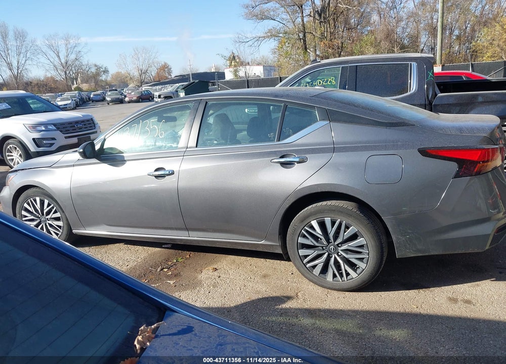 2024 NISSAN ALTIMA SV FWD VIN: 1N4BL4DV2RN370756