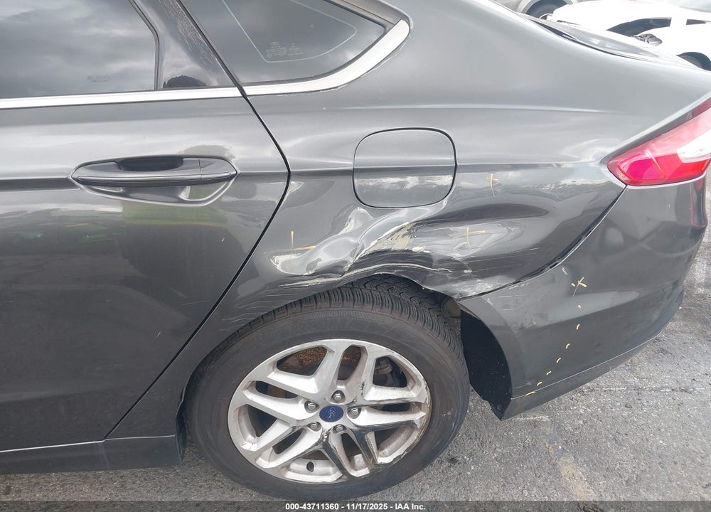2015 FORD FUSION SE VIN: 3FA6P0H79FR193318