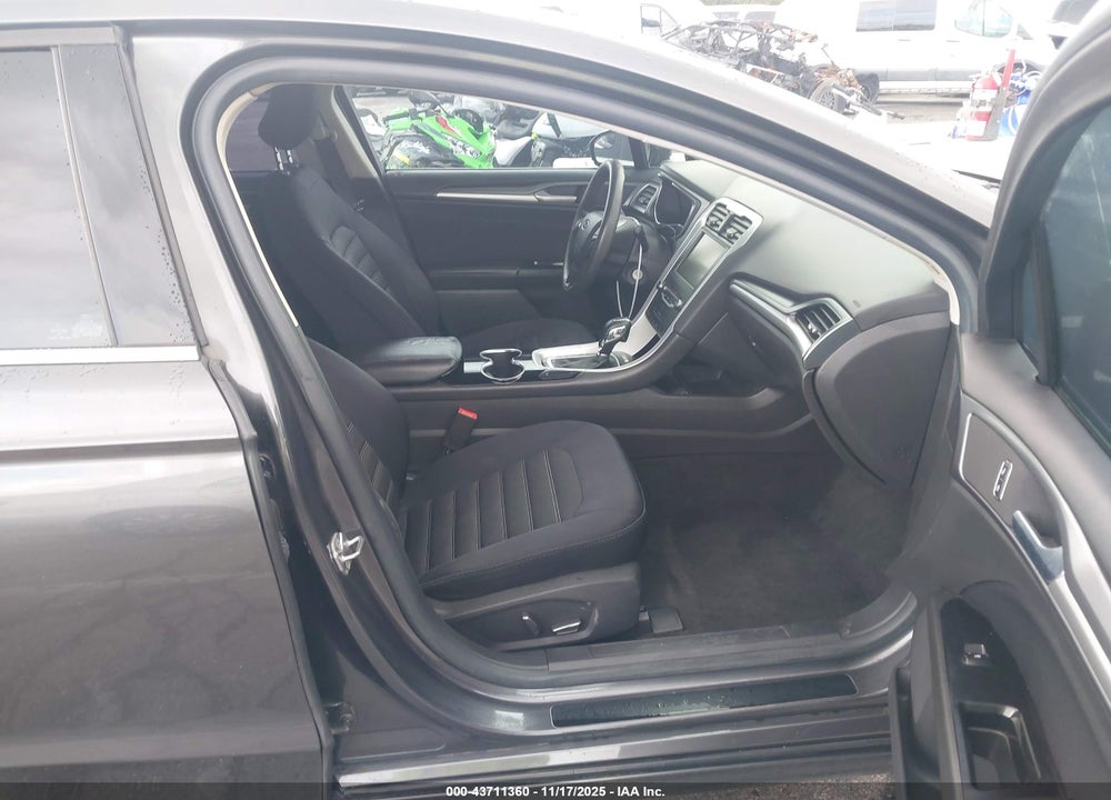 2015 FORD FUSION SE VIN: 3FA6P0H79FR193318