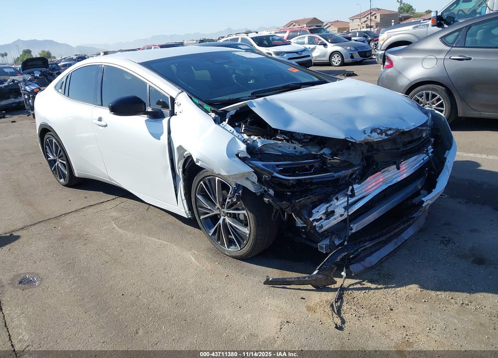 2024 TOYOTA PRIUS XLE VIN: JTDACAAU1R3040103