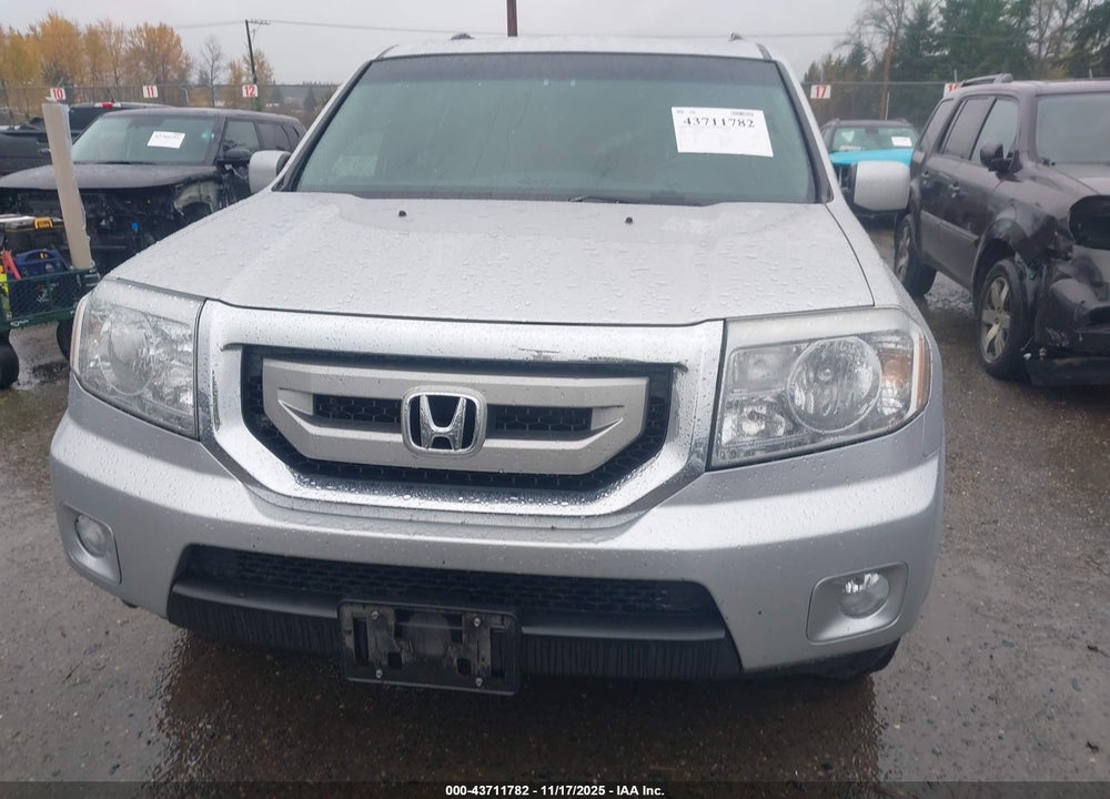 2011 HONDA PILOT EX-L VIN: 5FNYF4H59BB077673