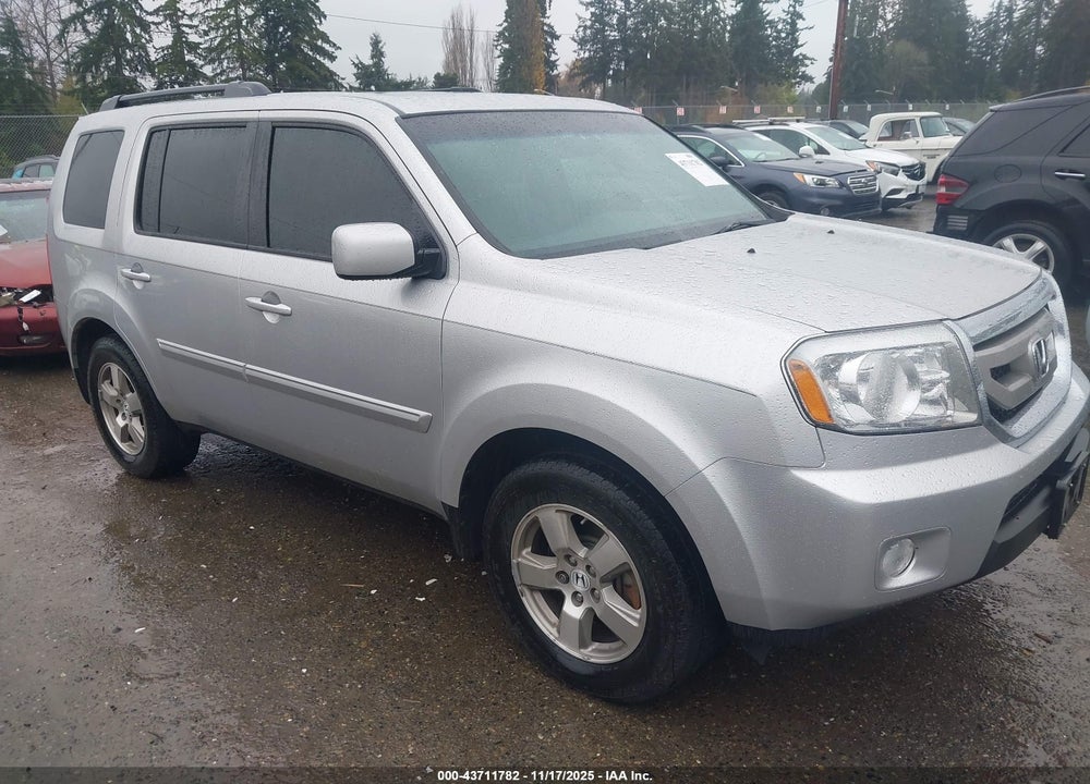 2011 HONDA PILOT EX-L VIN: 5FNYF4H59BB077673