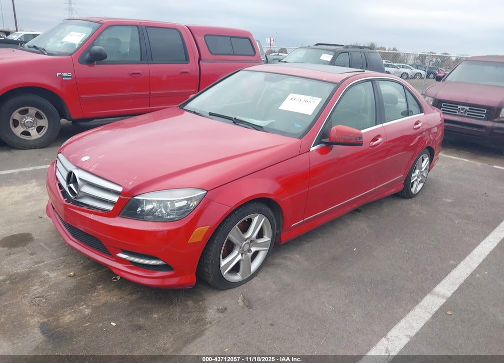 2011 MERCEDES-BENZ C 300 SPORT VIN: WDDGF5EB0BR184364