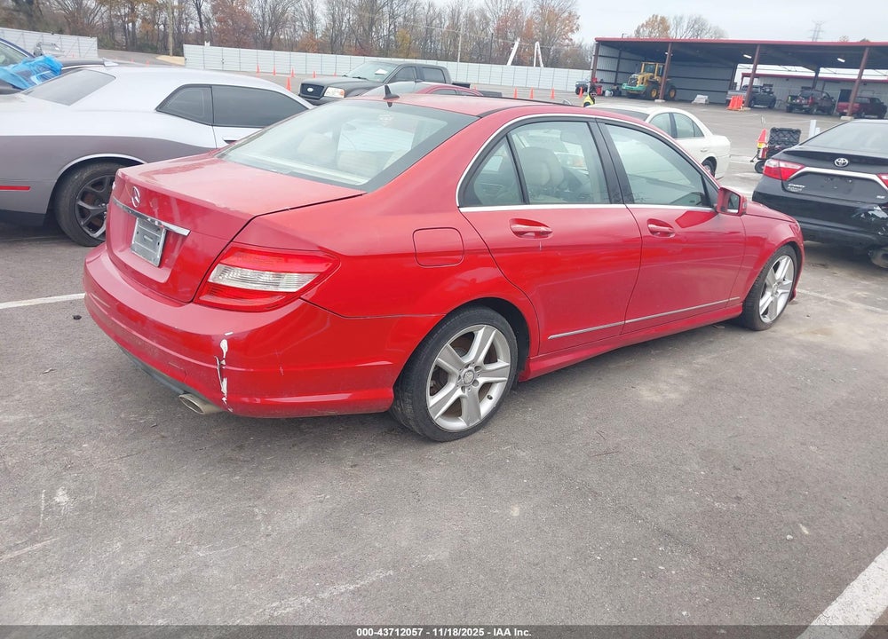 2011 MERCEDES-BENZ C 300 SPORT VIN: WDDGF5EB0BR184364