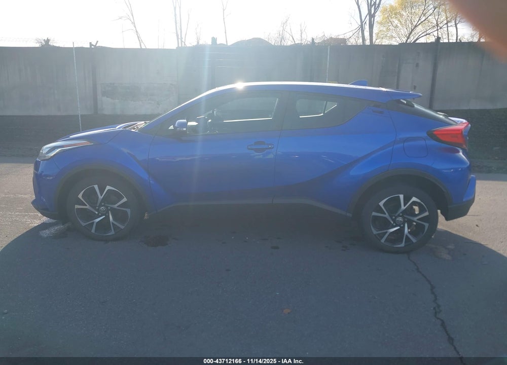 2020 TOYOTA C-HR VIN: NMTKHMBX1LR104712