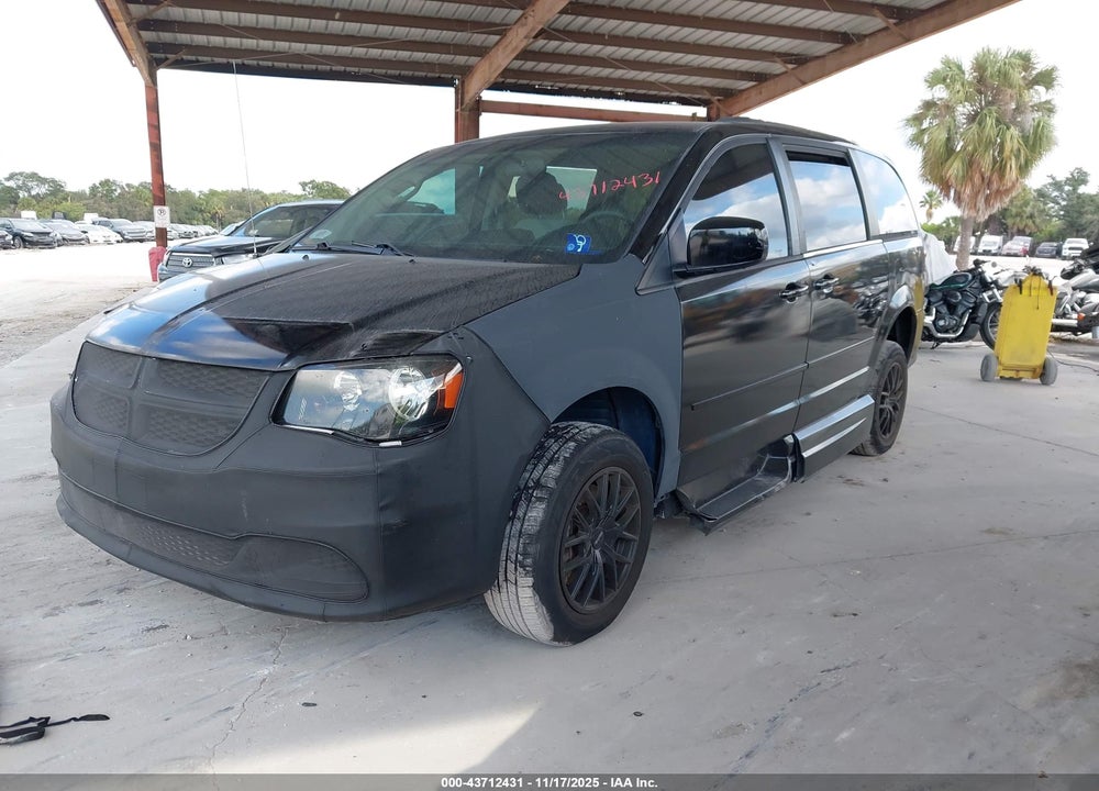 2014 DODGE GRAND CARAVAN SXT VIN: 2C4RDGCG0ER140527
