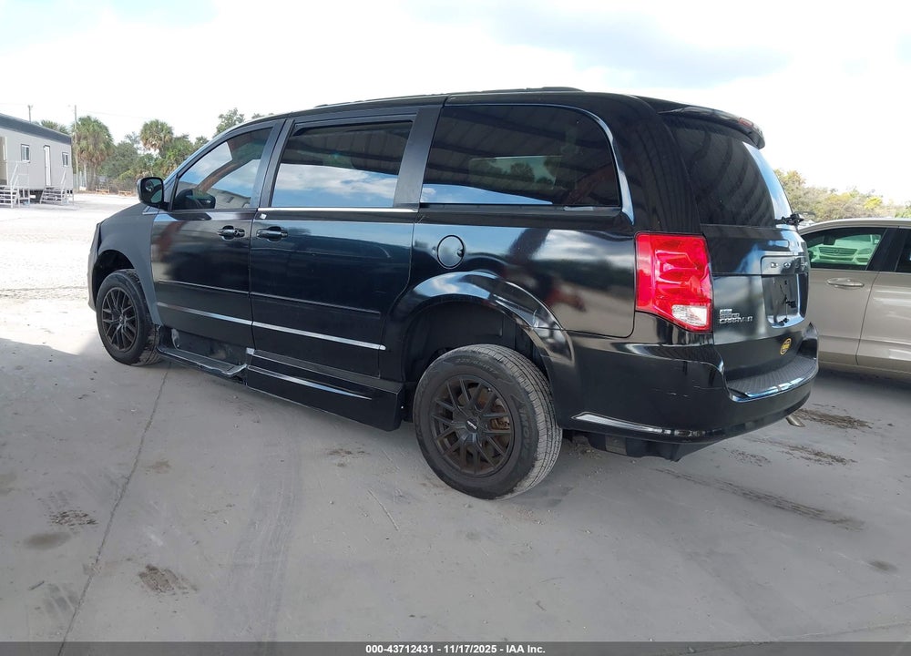 2014 DODGE GRAND CARAVAN SXT VIN: 2C4RDGCG0ER140527
