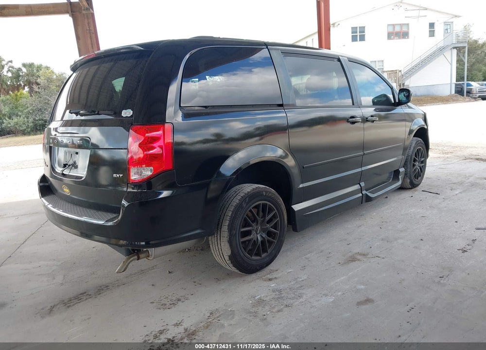 2014 DODGE GRAND CARAVAN SXT VIN: 2C4RDGCG0ER140527