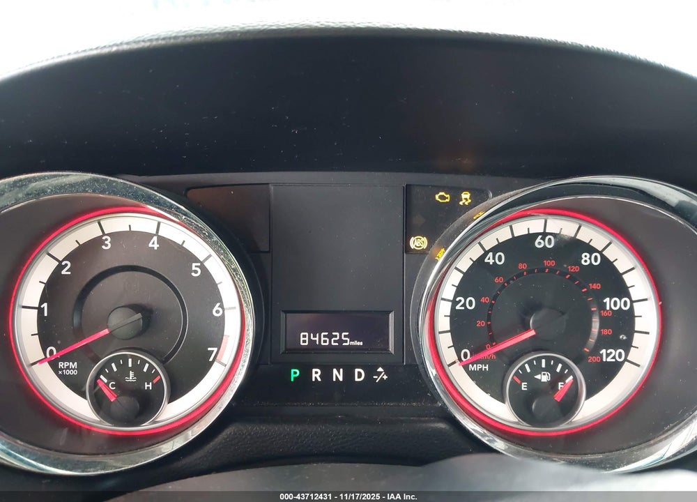 2014 DODGE GRAND CARAVAN SXT VIN: 2C4RDGCG0ER140527