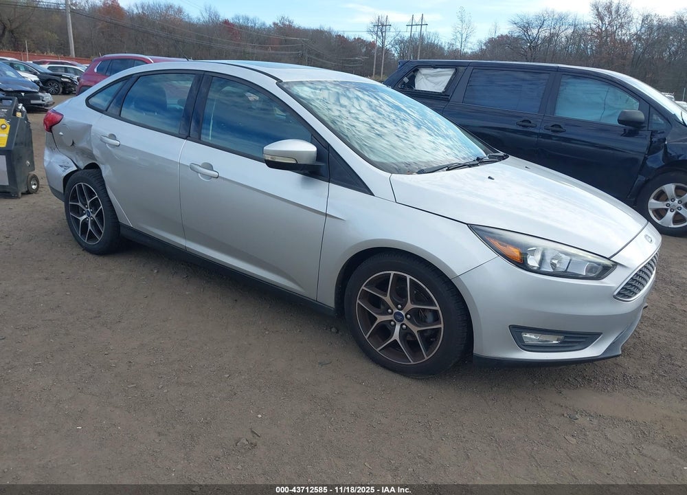 2017 FORD FOCUS SEL VIN: 1FADP3H25HL201042