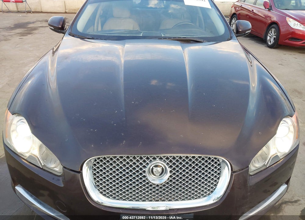 2011 JAGUAR XF PREMIUM VIN: SAJWA0GB4BLR84724