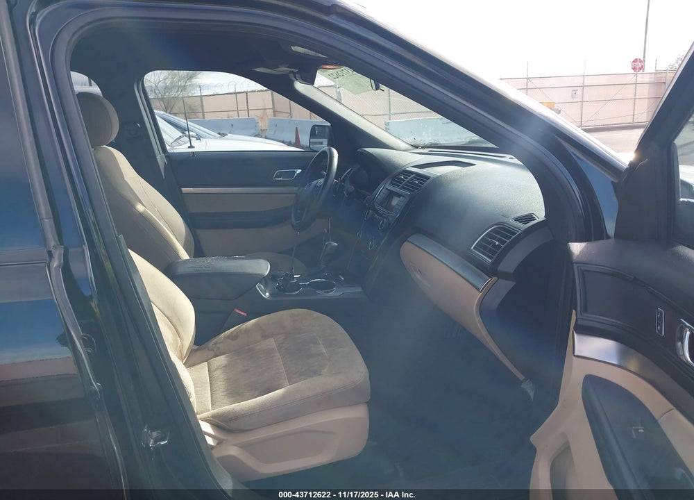 2017 FORD EXPLORER VIN: 1FM5K8BH1HGC77191