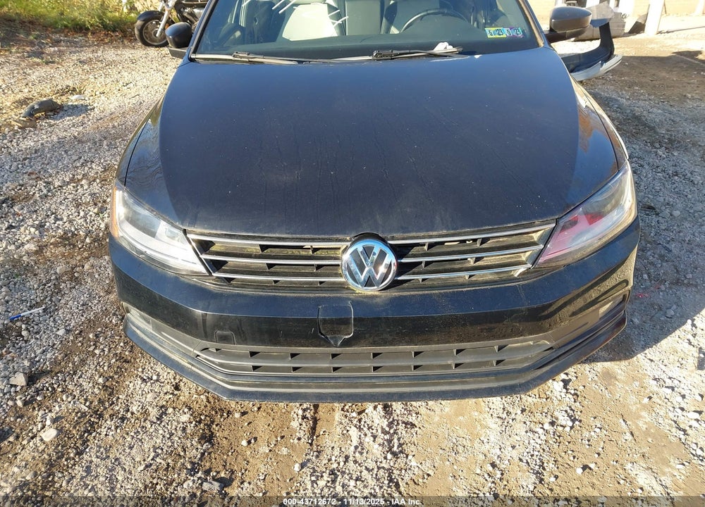 2017 VOLKSWAGEN JETTA VIN: 3VWD17AJ2HM301292