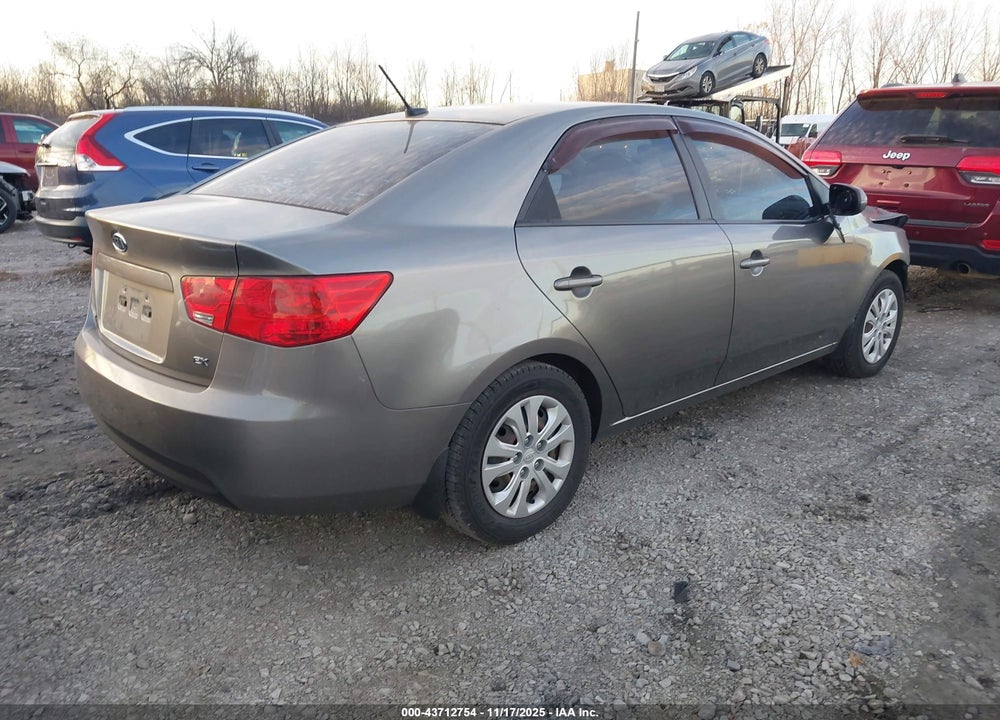 2013 KIA FORTE EX VIN: KNAFU4A21D5651584