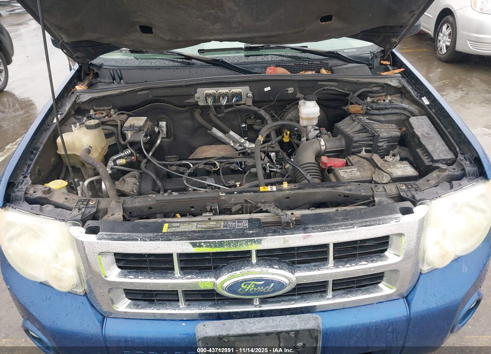 2008 FORD ESCAPE XLT VIN: 1FMCU03Z28KA70977