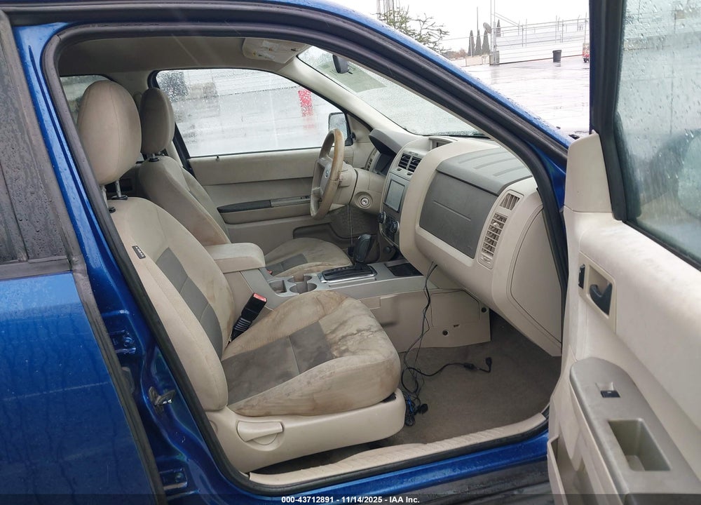 2008 FORD ESCAPE XLT VIN: 1FMCU03Z28KA70977