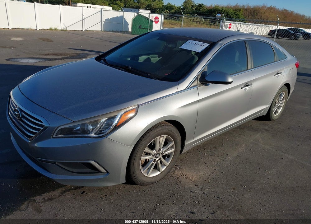 2016 HYUNDAI SONATA VIN: 5NPE24AF8GH383662