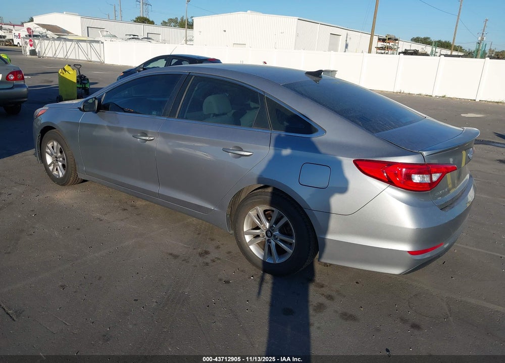 2016 HYUNDAI SONATA VIN: 5NPE24AF8GH383662