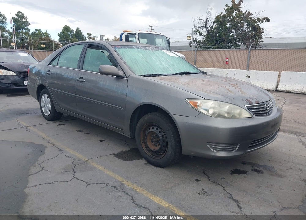 2005 TOYOTA CAMRY LE VIN: 4T1BE32K45U990169