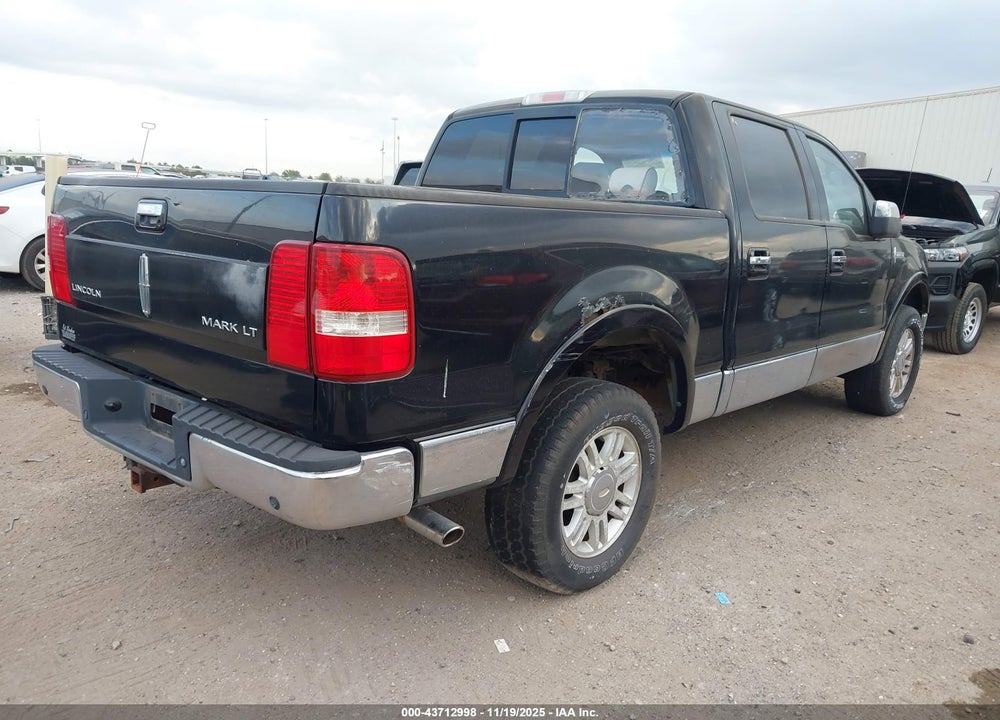 2006 LINCOLN MARK LT VIN: 5LTPW18526FJ00669