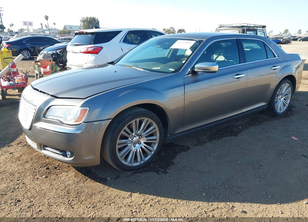 2011 CHRYSLER 300C VIN: 2C3CA6CT8BH585321