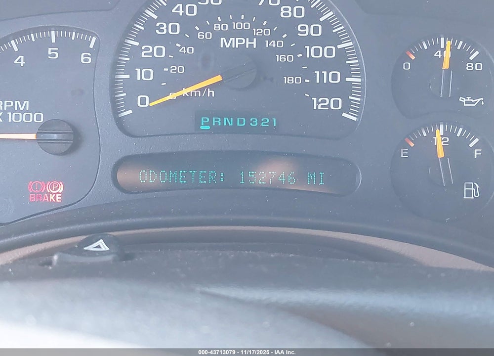 2003 CHEVROLET SUBURBAN 1500 LT VIN: 1GNEC16Z93R159874