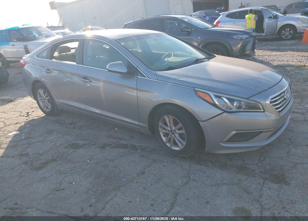 2016 HYUNDAI SONATA VIN: 5NPE24AFXGH386594