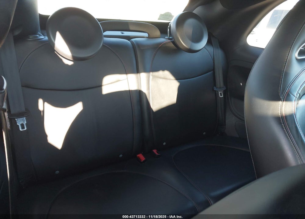 2014 FIAT 500C VIN: 3C3CFFJHXET190424
