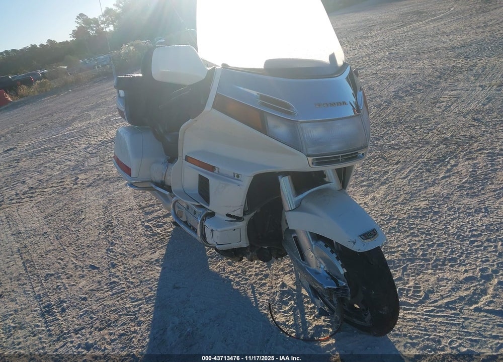 1997 HONDA GL1500 A/2 VIN: 1HFSC2204VA901369