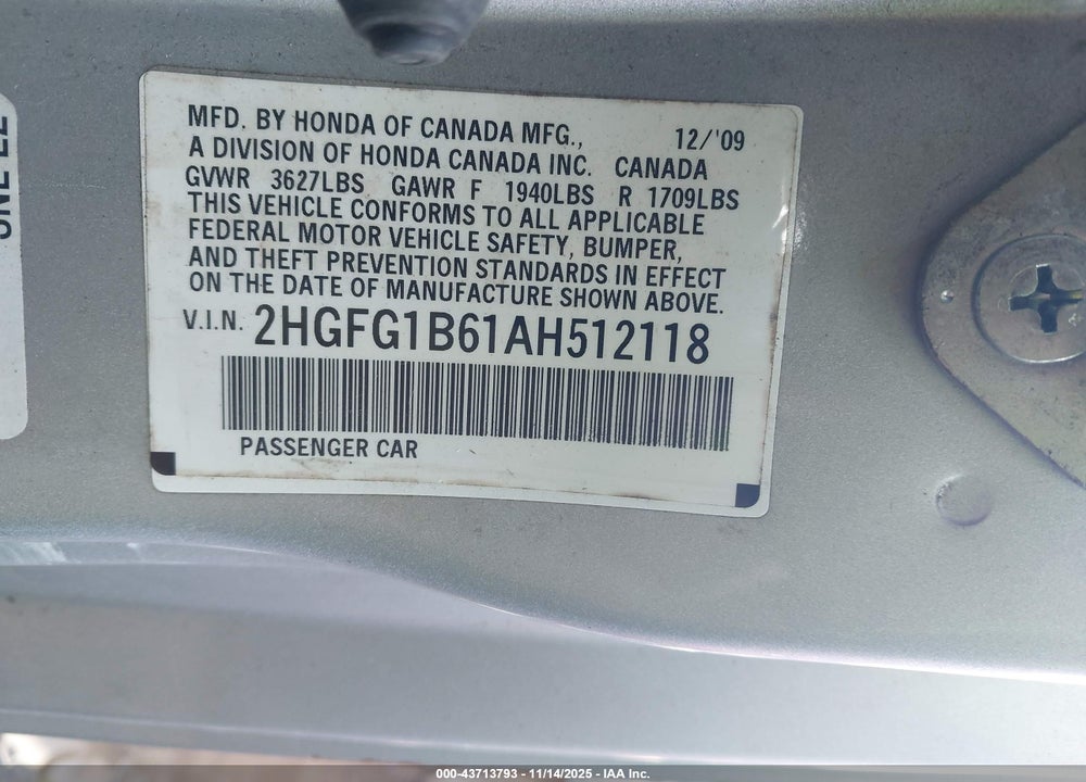 2010 HONDA CIVIC LX VIN: 2HGFG1B61AH512118