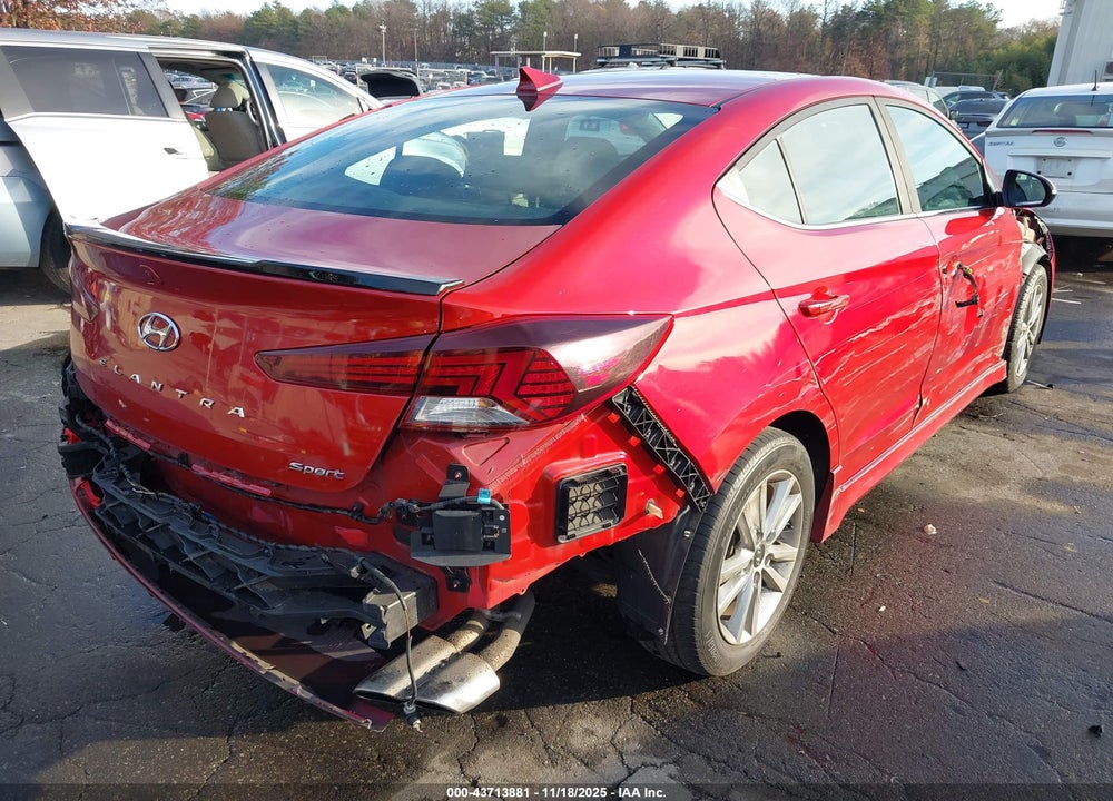 2019 HYUNDAI ELANTRA VIN: KMHD04LB7KU841813
