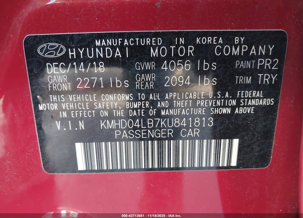 2019 HYUNDAI ELANTRA VIN: KMHD04LB7KU841813