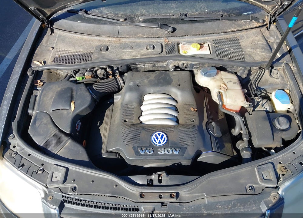 2003 VOLKSWAGEN PASSAT GLX VIN: WVWWH63BX3E178847