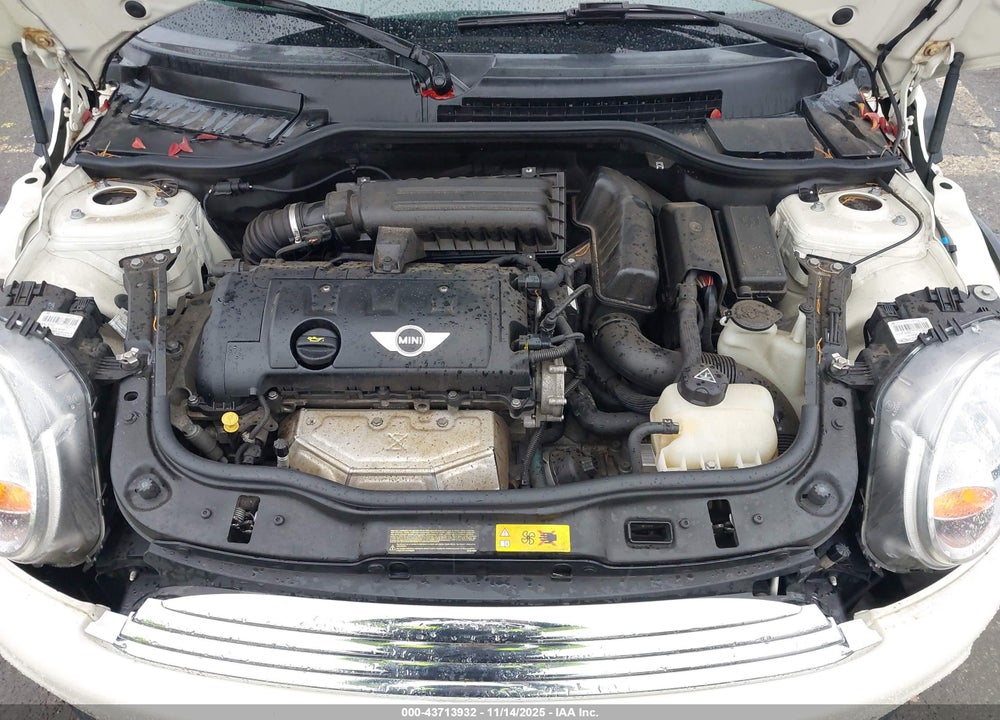 2014 MINI CLUBMAN COOPER VIN: WMWZF3C53ET571595