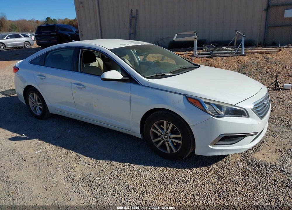 2017 HYUNDAI SONATA SE VIN: 5NPE24AFXHH559581