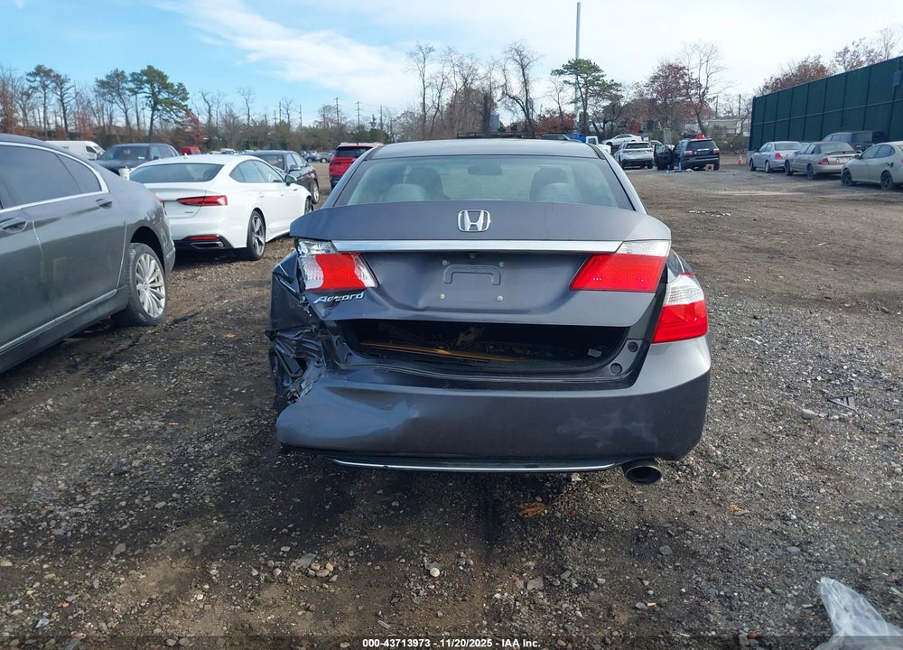 2015 HONDA ACCORD VIN: 1HGCR2F30FA246695