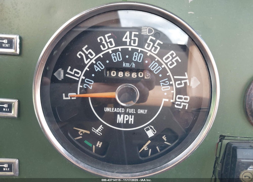 1984 JEEP CJ7 VIN: 1JCUF87AXET050230