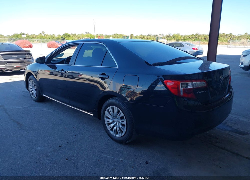 2014 TOYOTA CAMRY VIN: 4T1BF1FK2EU435653