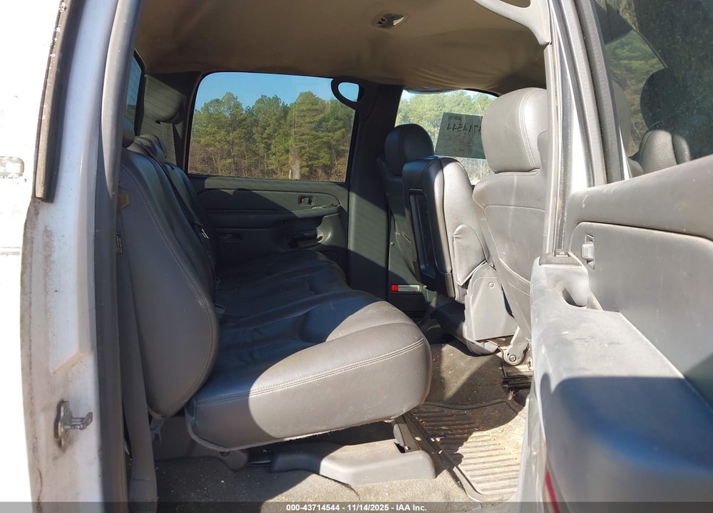 2005 GMC SIERRA 1500 SLE VIN: 2GTEC13T651278177