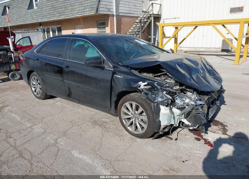 2017 TOYOTA CAMRY HYBRID XLE VIN: 4T1BD1FK8HU207909