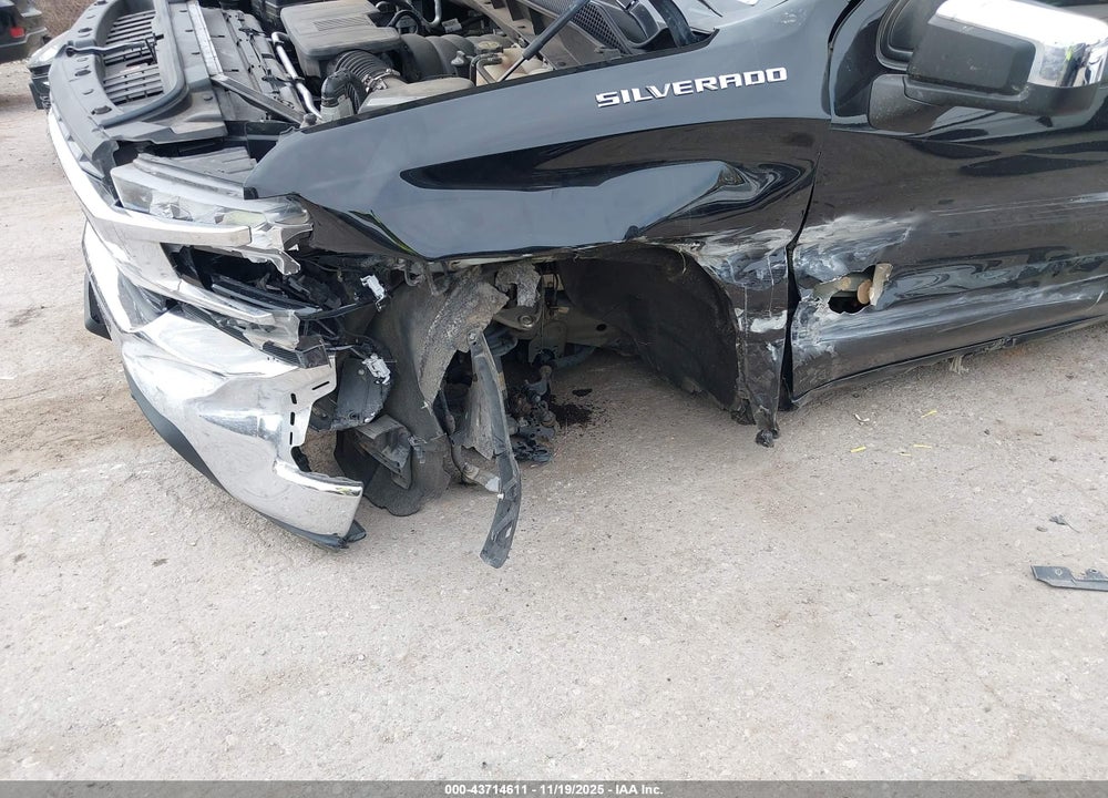 2021 CHEVROLET SILVERADO 1500 4WD  SHORT BED LT VIN: 1GCUYDED8MZ115847