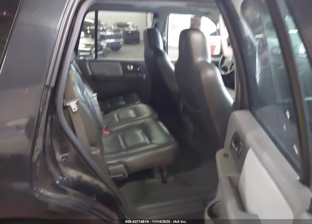 2004 FORD EXPEDITION XLT VIN: 1FMRU15W84LB82268